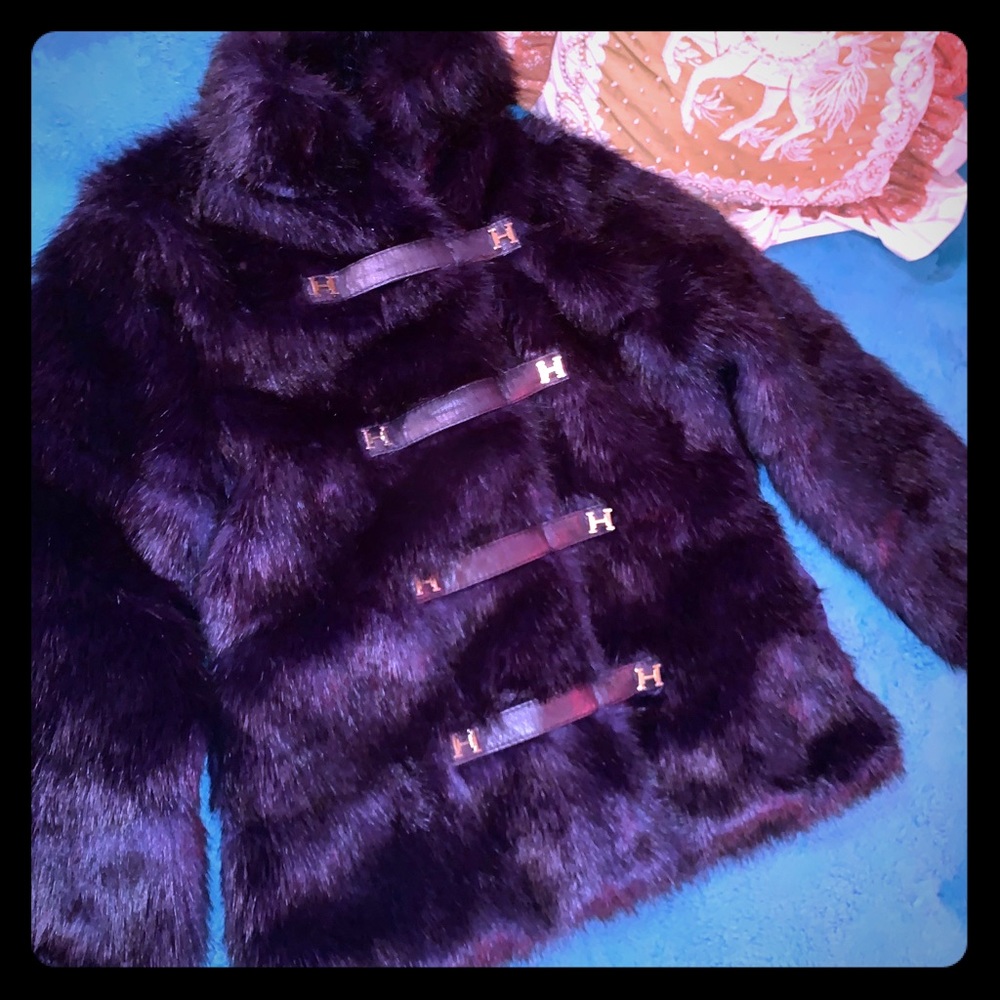 COPY - ๐ Faux Fur Coat ๐ - Picture 1 of 4